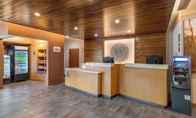 Helen Hotel | Fairfield Inn & Suites by Marriott Helen