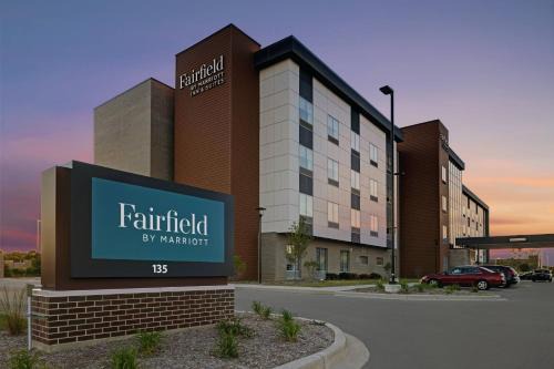 Brookfield Hotel | Fairfield Inn & Suites by Marriott Milwaukee Brookfield