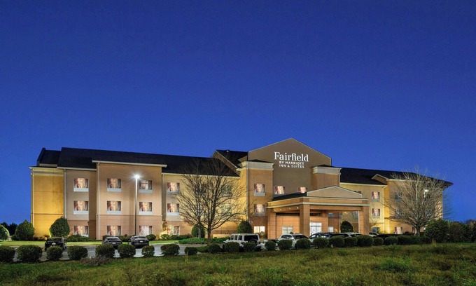 Fultondale Hotel | Fairfield Inn & Suites by Marriott Birmingham Fultondale/I65
