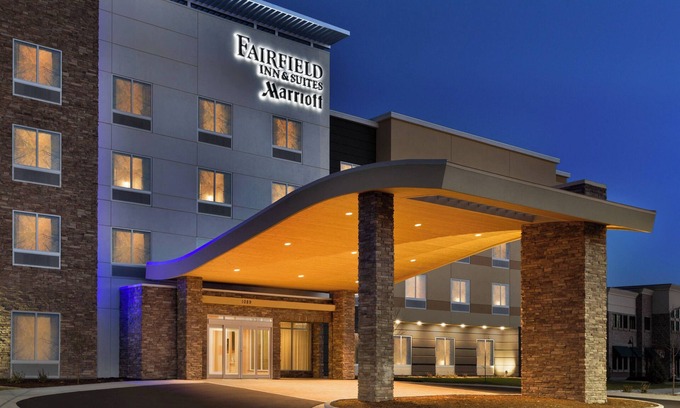 Longmont Hotel | Fairfield Inn & Suites by Marriott Boulder Longmont