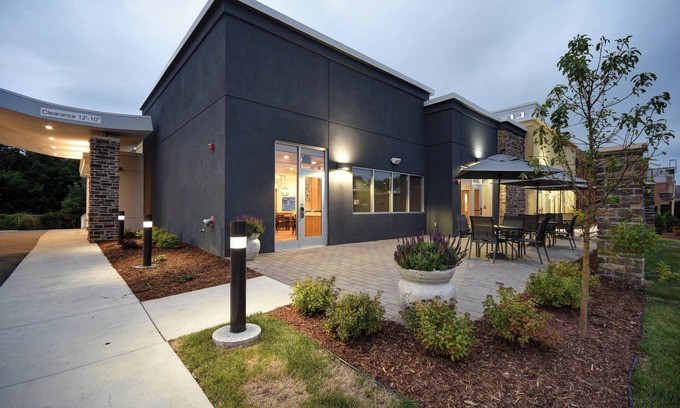 Glendale Hotel | Fairfield Inn & Suites by Marriott Milwaukee North