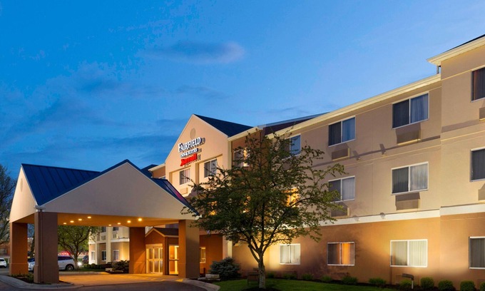 East Beltline Hotel | Fairfield Inn & Suites Grand Rapids