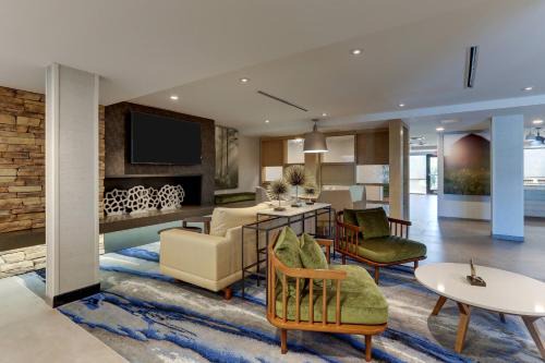 Southport Hotel | Fairfield Inn & Suites Southport