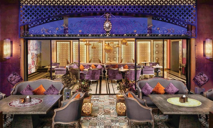 Downtown Cairo Hotel | Fairmont Nile City, Cairo