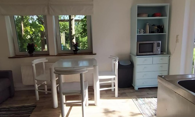Dedendorf Apartment | FairSchlafen - Gartenwohnung