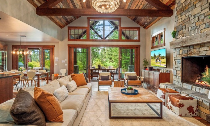 Cle Elum House | Fairway Front Luxury+Free Night Upgrade Spa/Pool/EV