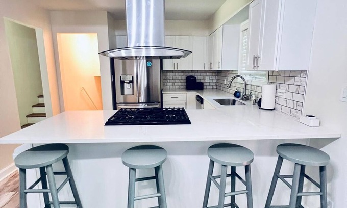 Church Street House | Fairway Getaway: Your Spacious Retreat in Atlanta!