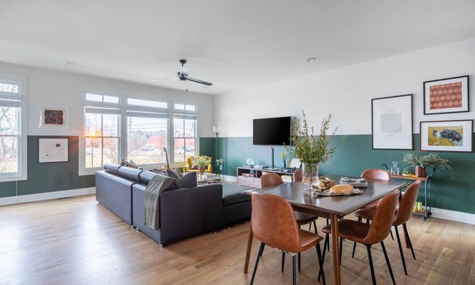 Buena Vista Apartment | Faith by AvantStay | Stylish 4BR Condo in Heart of Nashville