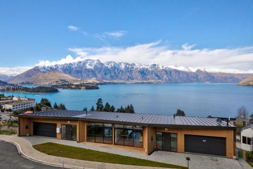 Fernhill Villa | Falcon's View Queenstown