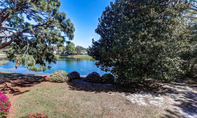 Niceville Condo | Fall Escape Special - 15% off through October!