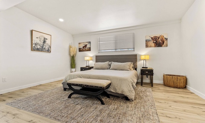 Flagstaff House | Fall in Flagstaff | Enjoy our Local Discounts