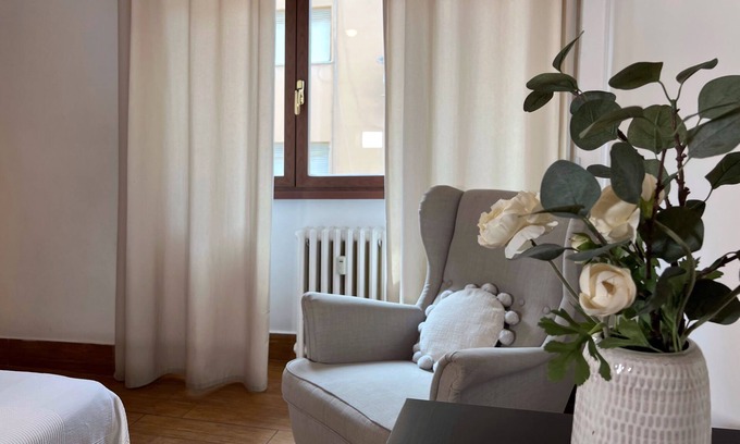 Quartiere XIII Aurelio Apartment | FALL IN LOVE WITH ROME VATICAN joyful apartment overlooking St. Peter's dome