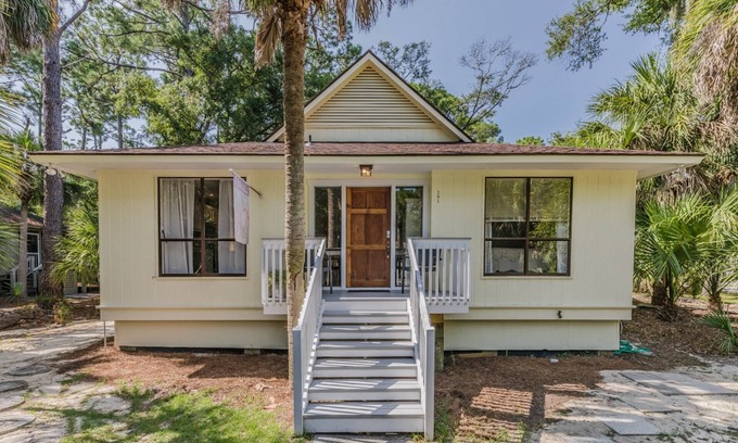 Saint Helena Island House | Fall into Savings in South Carolina Sea Islands