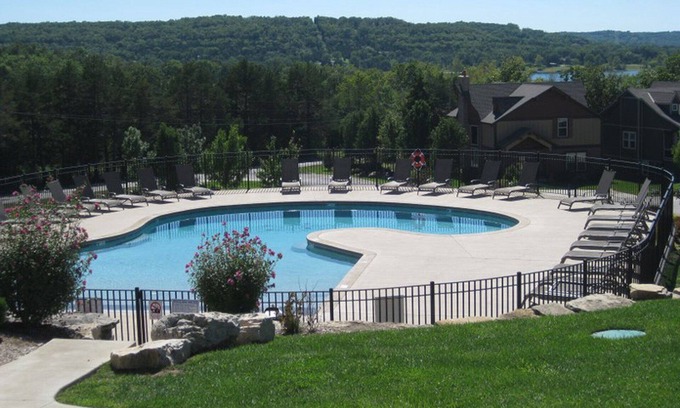 Hollister House | Fall is booking fast!nPerfect golf weather!nNear Buffalo Ridge, Top of the rock