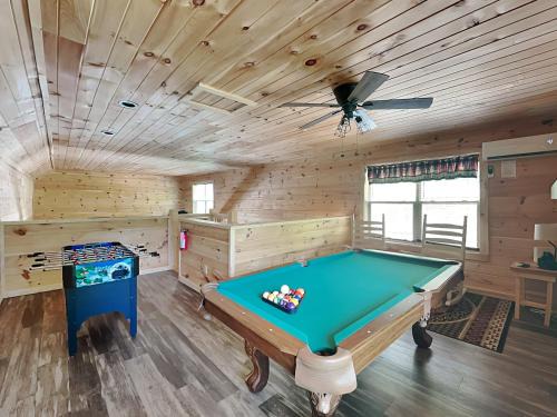 Chalet Village North House | Falling Brook