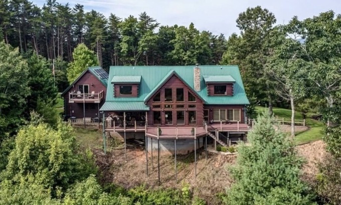 Tate Cabin | Falling Waters: Luxury Cabin with breathtaking views of Amicalola Falls