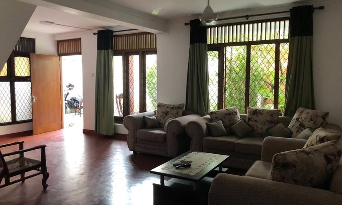 Sri Jayawardenepura Kotte House | Family friendly 2-Bed house in centrally located place