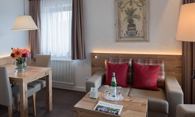 Schluchsee Apartment | Familienappartement Südseite mit Doppelbett und separatem Kinderzimmer, sowie Balkon oder Terrasse