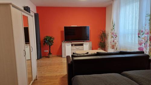 Baerenstein Apartment | Familienfreundliche große Fewo Peter in Bärenstein bis 5 Personen