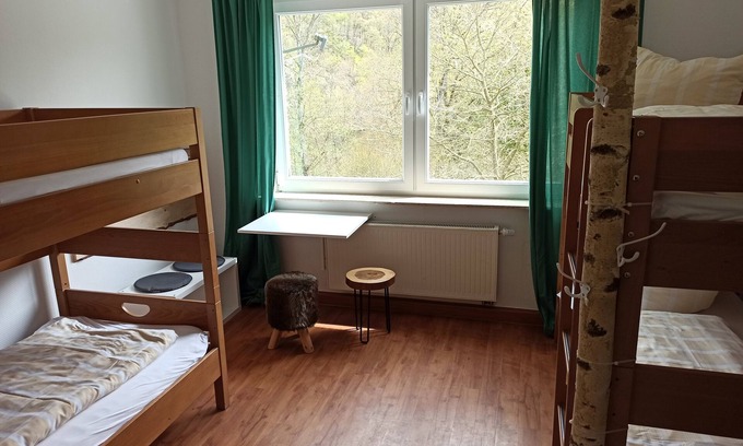 Olpe House | Familienzimmer "erde"