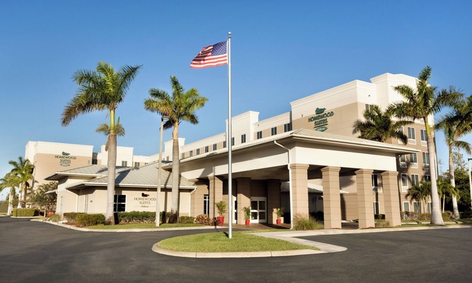 Biggar Hotel | Family and Friends Vacay! 3 Spacious Units w/Kitchen