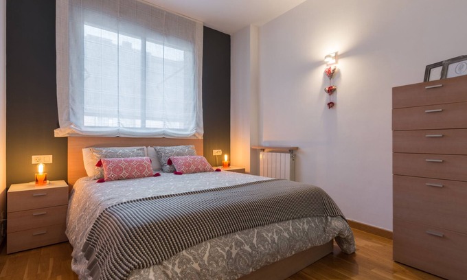 El Baix Guinardo Condo | Family apartment in the Park Güell with parking. HUTB-010771