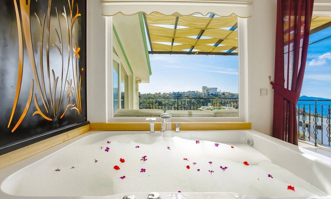 Kas Apartment | family apartment with jacuzzi