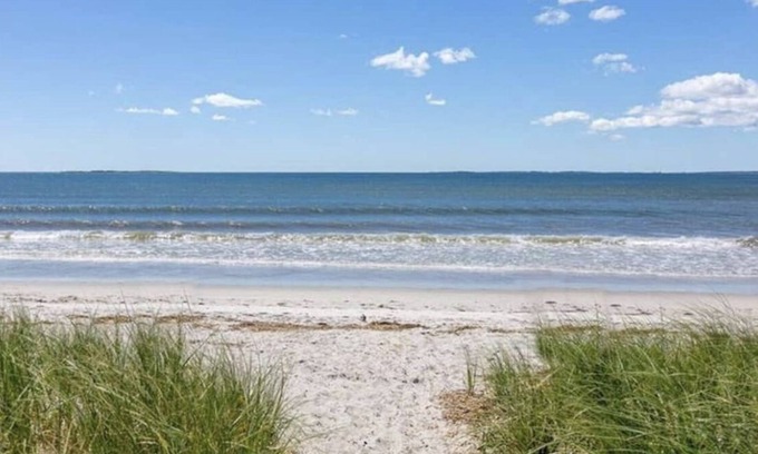 Pine Point Condo | Family beach retreat - bright, sunny, spacious!