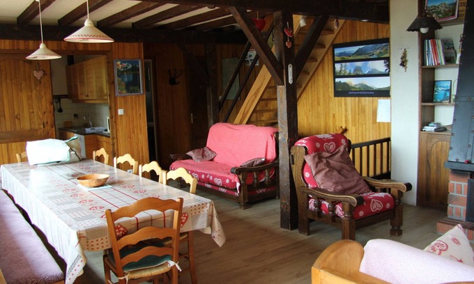 Saint-Jean-de-Sixt Ski Chalet | Family chalet with 5 bedrooms for 8 people in Saint-Jean-de-Sixt