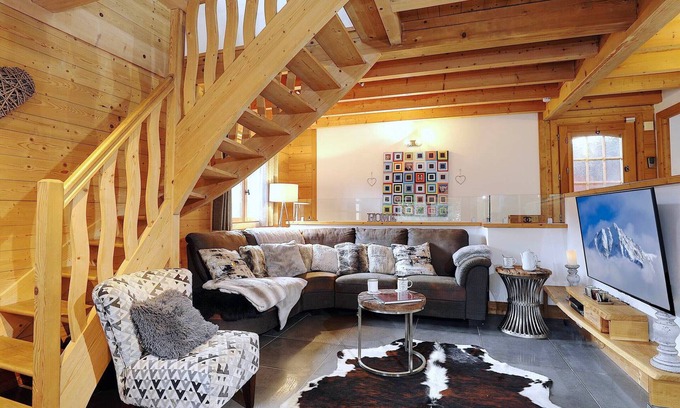 Bozel Ski Chalet | Family chalet in Bozel, 4 bedrooms, parking, near Courchevel and Pralognan
