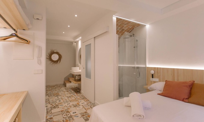 Old Town Apartment | family duplex family bathroom with shower