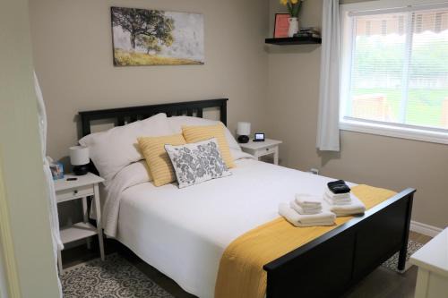 Rideau Heights Apartment | Family Friendly 3 Bedroom Unit - Close to Downtown Kingston!