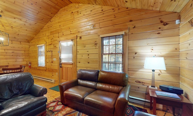 Northport Cabin | Family-friendly cabin with fireplace, kitchen, hiking & plenty of fun
