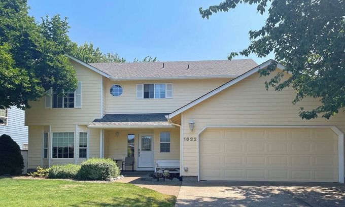 Corvallis House | Family Friendly Charm