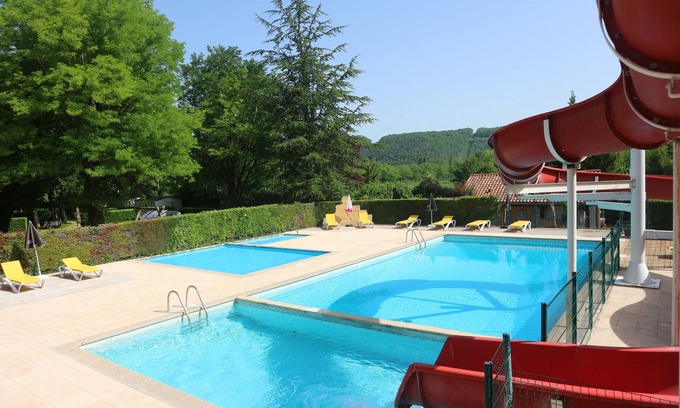 Saint-Cybranet House | Family-Friendly Campsite Just Steps from Sarlat