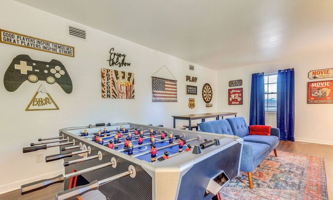Mobile House | Family-Friendly Home: 6 Mi to Downtown Mobile!