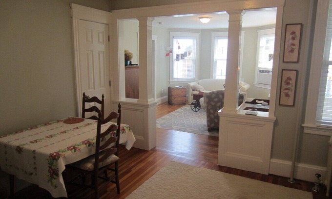 Salem Condo | Family friendly home in historic Salem