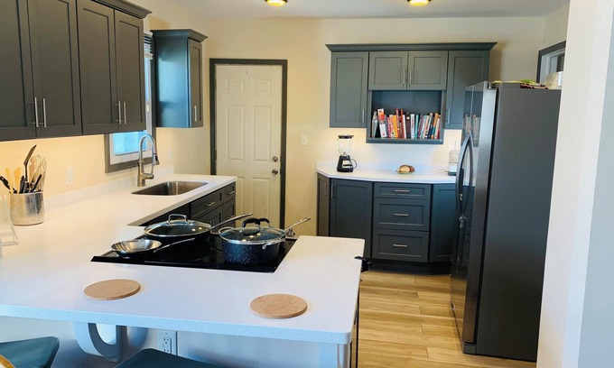 Williamsville Apartment | Family friendly in the village of Williamsville