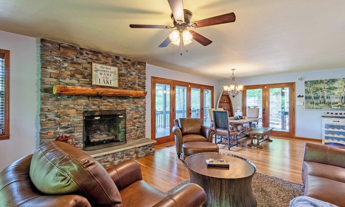 Topton Cabin | Family-Friendly Lakefront Retreat – Private Dock, Hot Tub & Endless Fun!