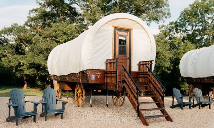 Branson Other | Family-Friendly Ranch Stay in Covered Wagon | Trails & Animals