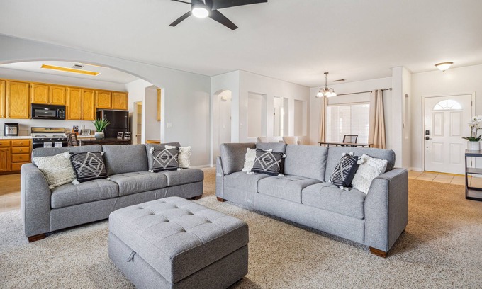 Pumpkin Center House | Family Friendly Stay