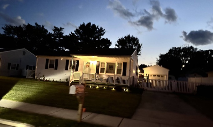 North Cape May Cottage | Family-Friendly Getaway Perfect Comfort Perfect Location