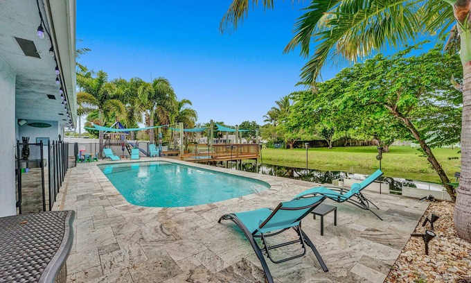 Golfview Harbor House | Family friendly waterfront oasis!