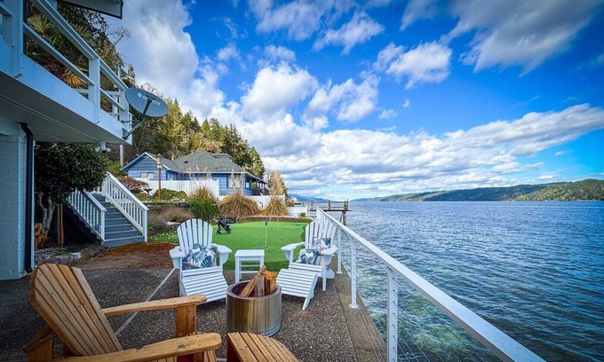 Potlatch House | Family-Friendly Waterfront Escape on Hood Canal – Now with Lower Fall Rates!