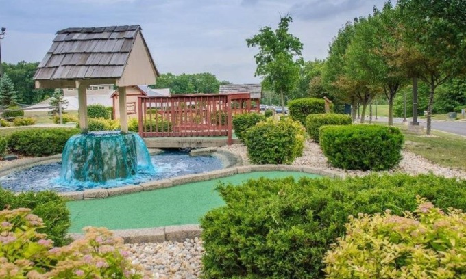 Sheridan Apartment | FAMILY FUN. RELAXING ENVIRONMENT - 2BR + 2BA + KITCHEN
