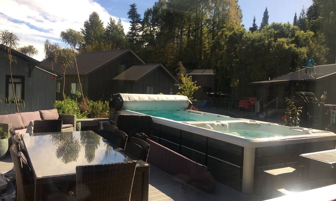 Ohakune House | Family Fun Times nHeated pool, spa and playground