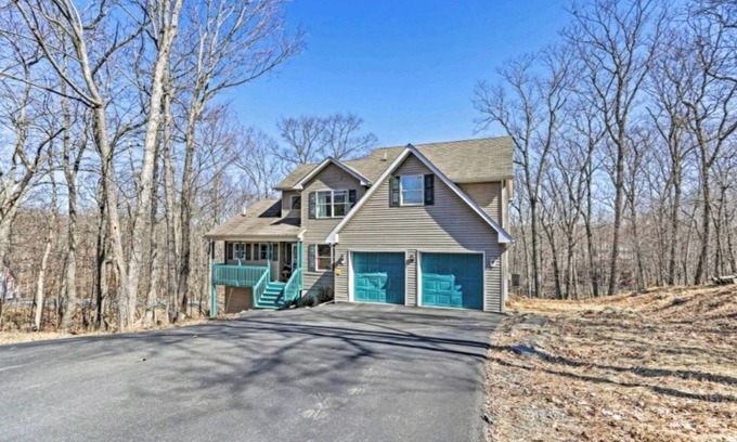 Bushkill House | Family getaway in the Poconos