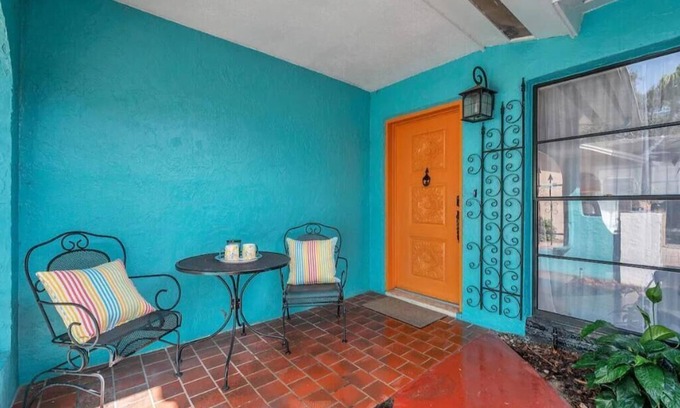 Tarpon Springs House | Family Getaway - Relax, Enjoy, Adventure Sleeps 8