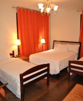 Weequahic House | FAMILY Guest house