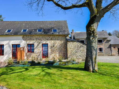 Bonnemain House | Family Home in Bonnemain